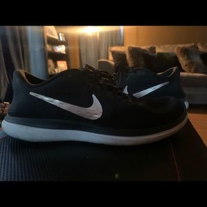 Womens Nike sneakers
